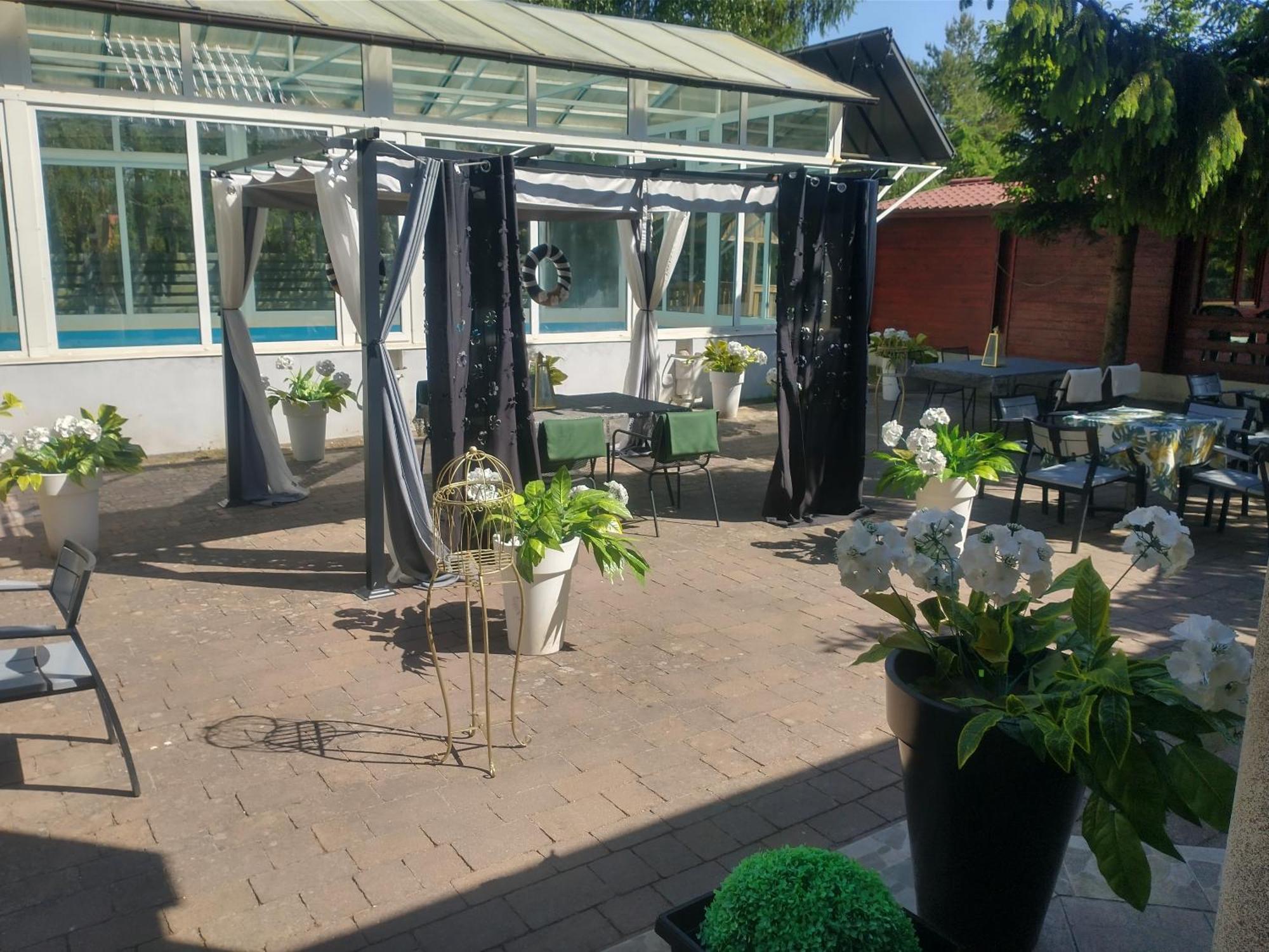 Korab Wiselka & Spa Hotell Exteriör bild
