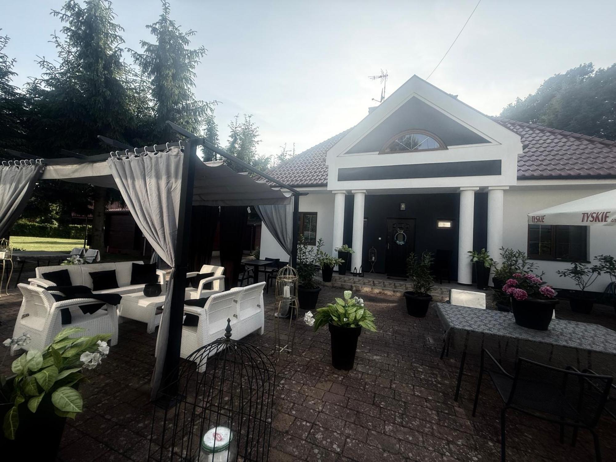Korab Wiselka & Spa Hotell Exteriör bild